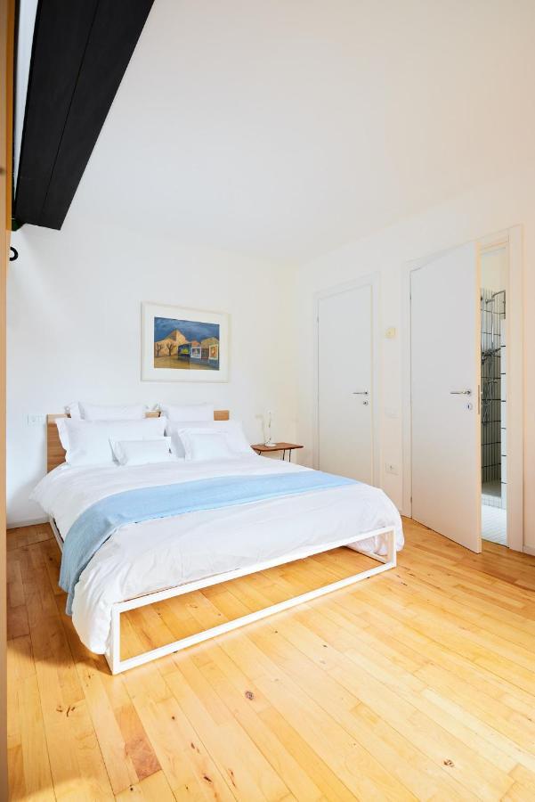Italian Design Small Attic Bologna Luaran gambar