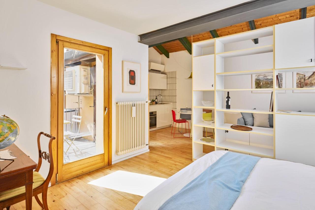Italian Design Small Attic Bologna Luaran gambar