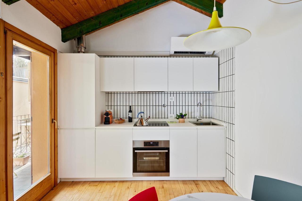 Italian Design Small Attic Bologna Luaran gambar